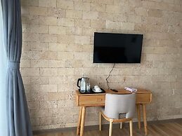 Idan Barn Suites and Cafè