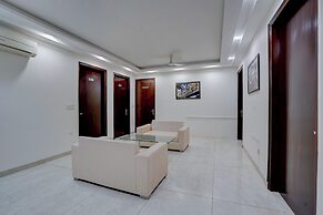 Restin Hotel Near Golf Course Road