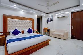 Restin Hotel Near Golf Course Road