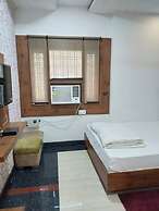 Hotel Shaurya