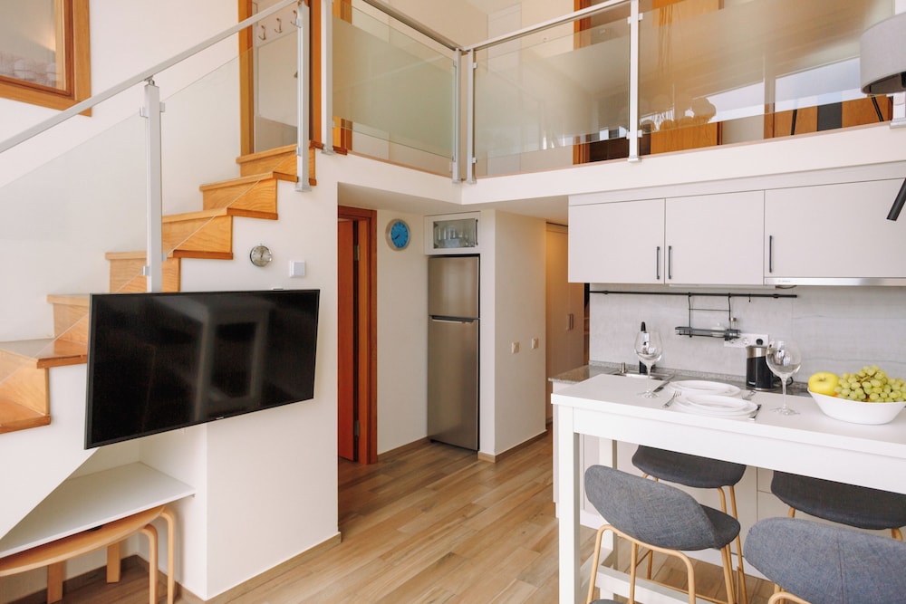 Black Sea Point Apartments 9