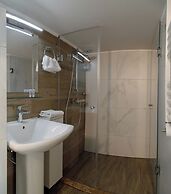 Black Sea Point Apartments 9