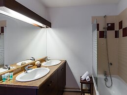 Spacious Dordogne Maisonette