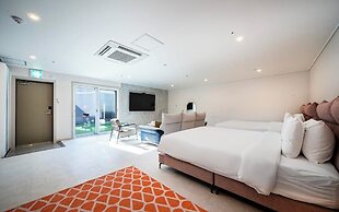 Hotel Cherry Blossom