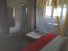 Jumbo Hilltop Lodge