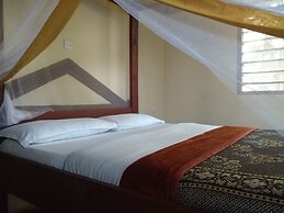 Jumbo Hilltop Lodge