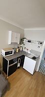 Apartment Sleeps 4 With Parking