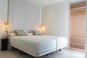 Ceramic Rooms Boutique Hostel
