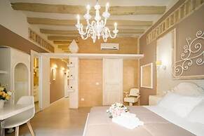 Oisife Apartments