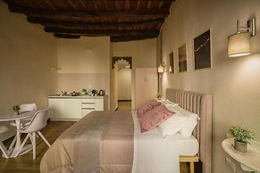 Oisife Apartments