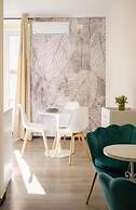Oisife Apartments
