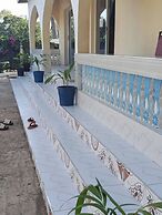 DZOMBO VIEW GARDENS HOTEL