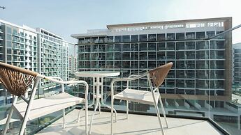 Azizi Riviera Studio with Pool & Parking
