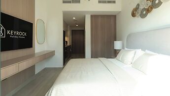 Azizi Riviera Studio with Pool & Parking