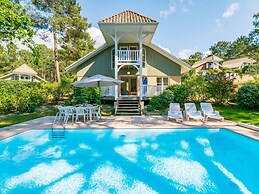 Villa for 6 People With Swimming Pool
