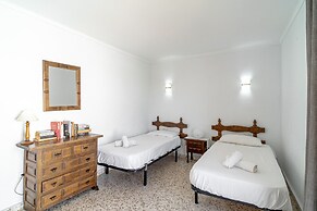 Via Romana 87 by Casasol