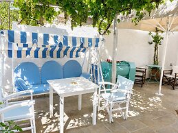 Hotel Elena - Cozy Seaside Double Suite in Skyros