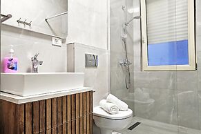 Two Bedroom Apartment With Sea View-021