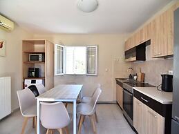 Spacious Beachfront Retreat With Large Garden in Ormos Panagias