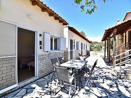 Spacious Beachfront Retreat With Large Garden in Ormos Panagias