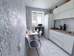 PaulMarie Apartment on Internationalnaya