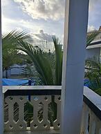 Makey Holiday Homes Diani