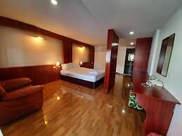 Vang Vieng Sky Mountain View Hotel