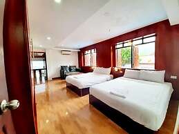 Vang Vieng Sky Mountain View Hotel