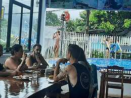 Vang Vieng Sky Mountain View Hotel
