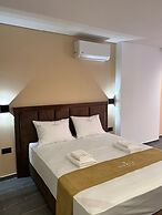 Grace Hotel