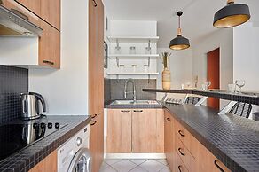 Apartment in the 16th Area Residential District