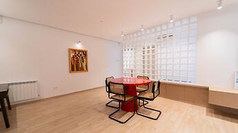 Lake City 1BR Design Apt Berges du Lac