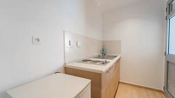 Lake City 1BR Design Apt Berges du Lac