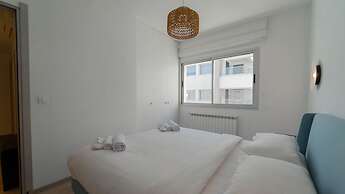 Lake City 1BR Design Apt Berges du Lac
