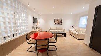 Lake City 1BR Design Apt Berges du Lac
