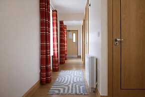 LILA Lake Isle Luxury Aparthotel