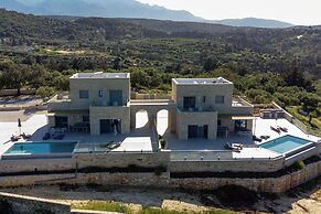 Carob Luxury Villas