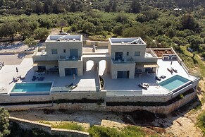 Carob Luxury Villas