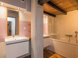 Stunning Apartment - 4br-7p - Crequi