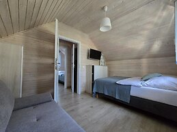 Large Holiday Homes With Beautiful Gardens