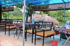 Hideaway Village Homestay