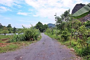 Hideaway Village Homestay