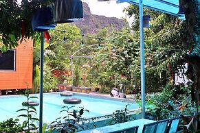 Hideaway Village Homestay
