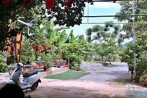 Hideaway Village Homestay