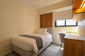 Upper Modern Stay by Wynwood House