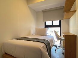Upper Modern Stay by Wynwood House