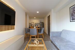 Upper Modern Stay by Wynwood House