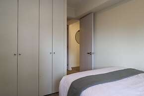 Upper Modern Stay by Wynwood House
