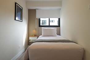 Upper Modern Stay by Wynwood House