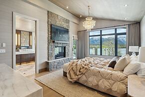 Sisu Lodge by Canmore Premier